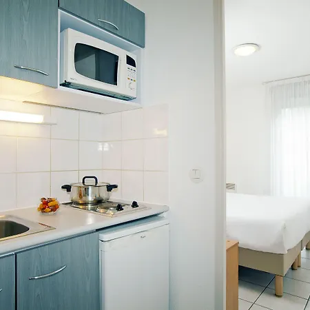 Sejours & Affaires Park Lane