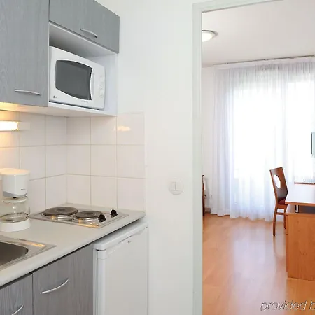 Sejours & Affaires Park Lane Aparthotel