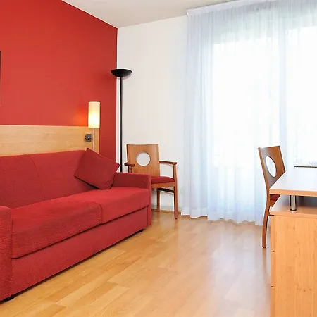 Sejours & Affaires Park Lane 2* Lyon