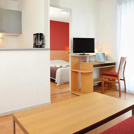 Aparthotel Sejours & Affaires Park Lane Lyon