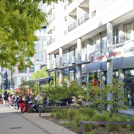 세주르 앤드 아페르 파크 레인 리옹