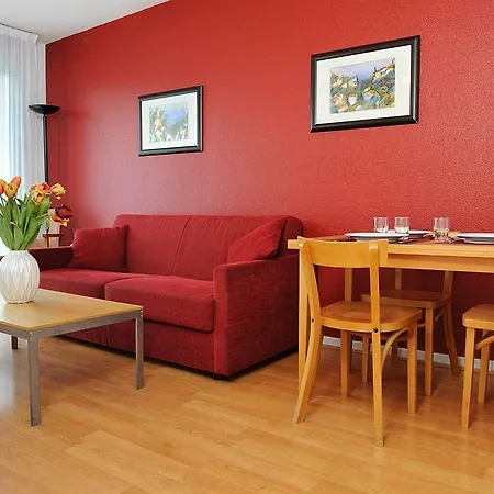 Sejours & Affaires Park Lane Aparthotel 2*
