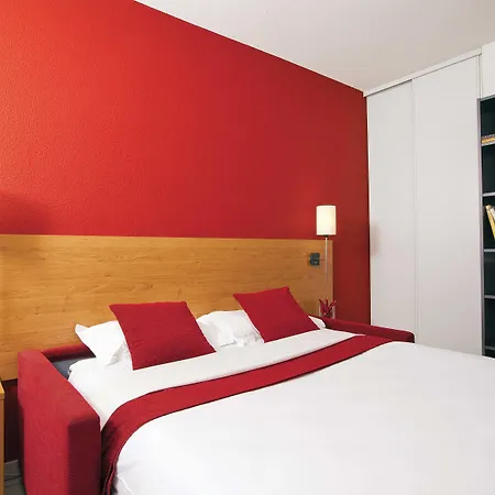 Aparthotel Sejours & Affaires Park Lane 2*