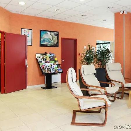 Sejours & Affaires Park Lane 2* ليون